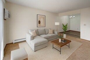 Windscape in Williston, ND - Building Photo