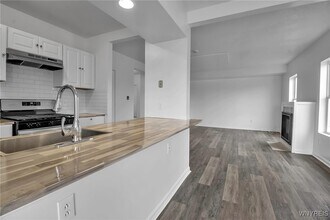 1608 Sweet Home Rd in Buffalo, NY - Building Photo - Building Photo