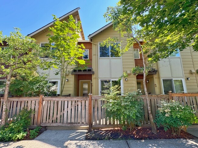property at 79 Sky Ridge Rd NW