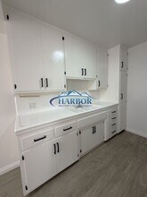 213 W Manchester Blvd in Inglewood, CA - Building Photo - Building Photo