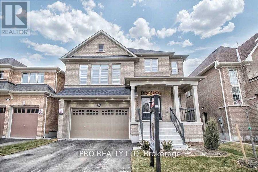 2373 Dress Cir Cres in Oshawa, ON - Building Photo