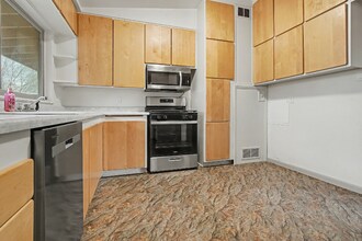 450 Elm Ct in Grand Junction, CO - Foto de edificio - Building Photo