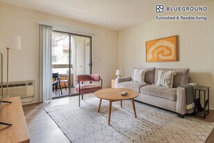 1600 Villa St, Unit SI FL2-ID2134 in Mountain View, CA - Building Photo