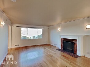 626 Grizzly Peak Blvd in Berkeley, CA - Foto de edificio - Building Photo