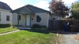 3217 N Smith in Spokane, WA - Building Photo