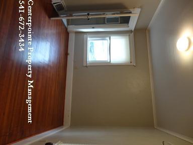 property at 1416 SE Douglas Ave