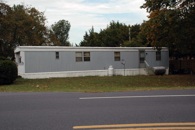 20-B Nascar Ln in Magnolia, DE - Building Photo - Building Photo