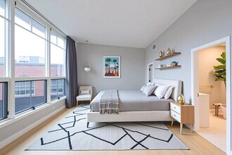 490 Harrison Ave in Boston, MA - Building Photo - Building Photo