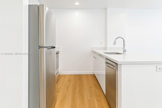 1950 Fletcher St in Hollywood, FL - Building Photo - Building Photo