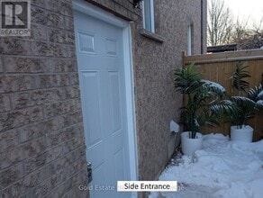 37 Westfield Trail in Oakville, ON - Building Photo - Building Photo