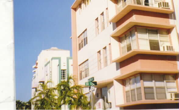 Parkview Apartments in Miami Beach, FL - Foto de edificio - Building Photo