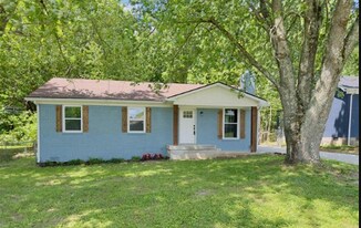 28 W Airview Dr in Elizabethtown, KY - Building Photo