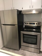 8650 Gulana Ave, Unit C2067 in Los Angeles, CA - Building Photo - Building Photo