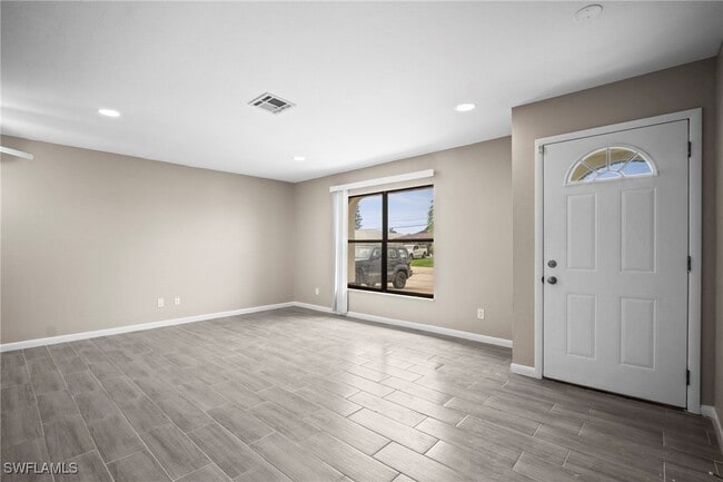property at 1413 SE 23rd Pl