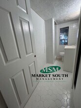 216 E Jones St in Savannah, GA - Building Photo - Building Photo