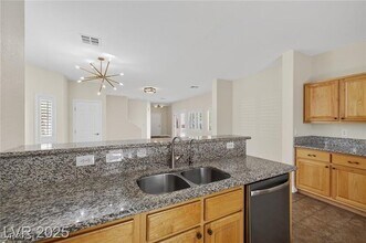 9340 Lakefront Color St in Las Vegas, NV - Building Photo - Building Photo