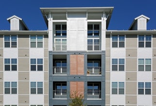 Alcove in Orlando, FL - Foto de edificio - Building Photo