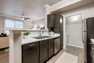 12113 Metric Blvd, Unit 1033 in Austin, TX - Building Photo