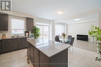 58 Conboy Dr in Erin, ON - Building Photo - Building Photo