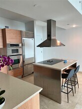 218 SE 14th St in Miami, FL - Building Photo - Building Photo
