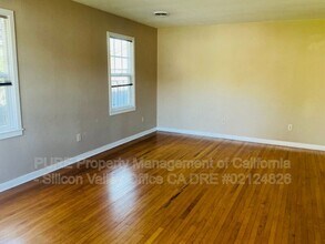 624 Button St in Santa Cruz, CA - Building Photo - Building Photo