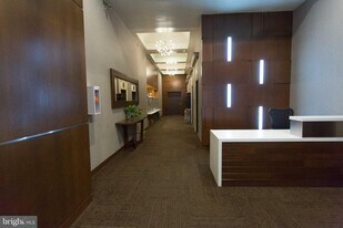 1411 Walnut St in Philadelphia, PA - Building Photo