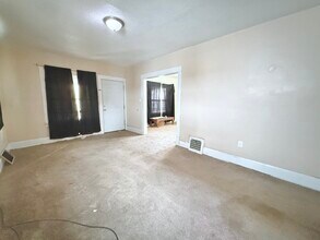 2747 Rush Blvd in Youngstown, OH - Building Photo - Building Photo