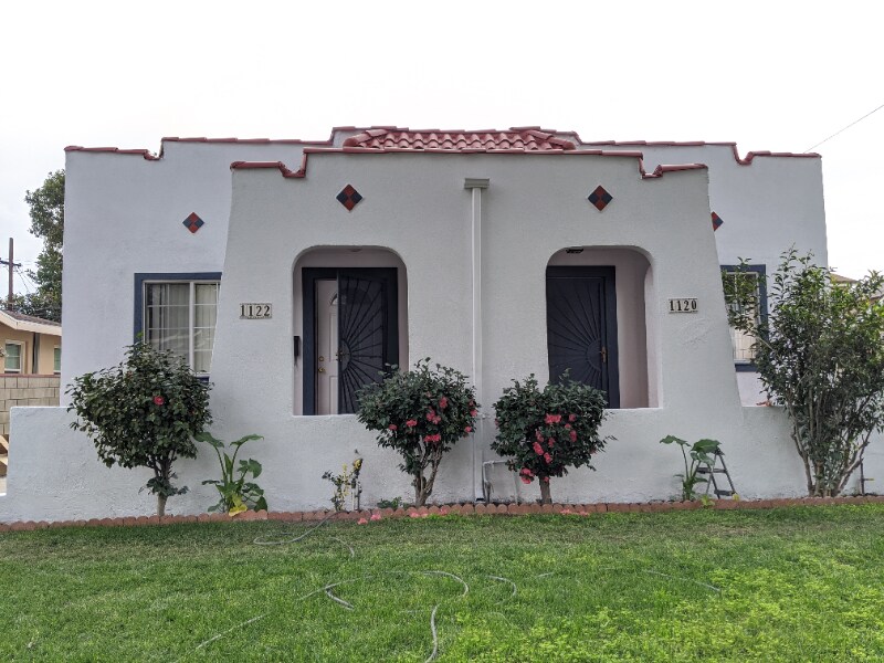 1122 E Harvard St in Glendale, CA - Building Photo