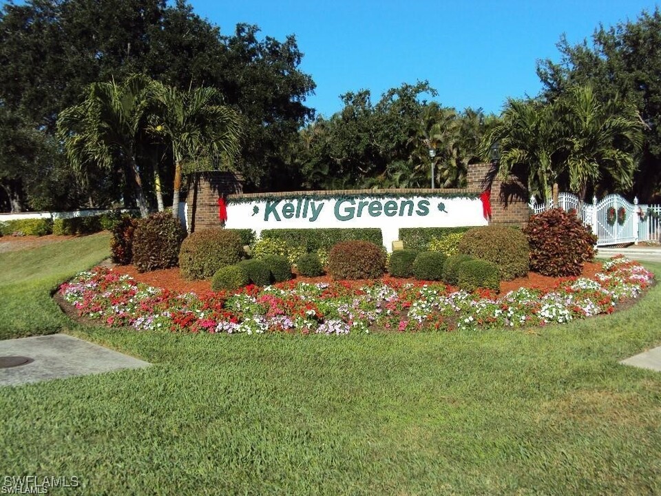 16500 Kelly Cove Dr in Ft. Myers, FL - Building Photo