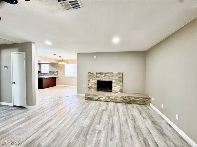 5830 Deer Valley Dr