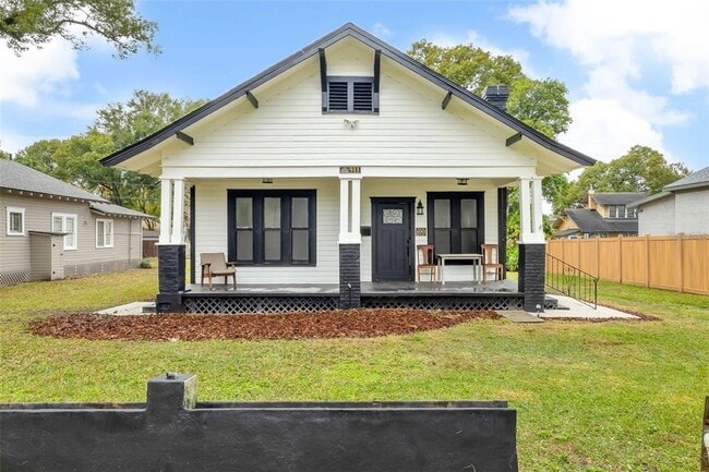 property at 911 S Missouri Ave
