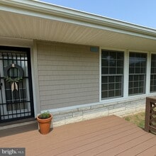 7697 Hedgesville Rd in Hedgesville, WV - Building Photo - Building Photo