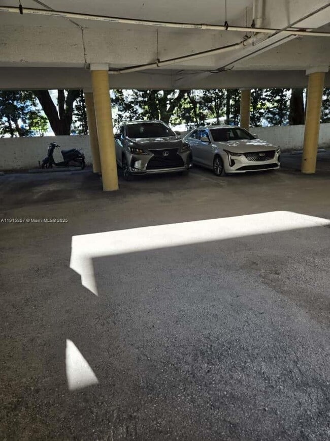 1673 Bay Rd in Miami Beach, FL - Building Photo - Building Photo