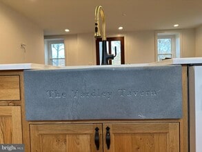 857 River Rd in Morrisville, PA - Building Photo - Building Photo