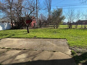 7742 Harshmanville Rd in Dayton, OH - Building Photo - Building Photo