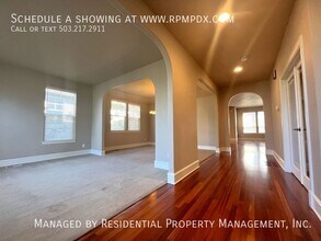 4602 NW 126th Pl in Portland, OR - Building Photo - Building Photo
