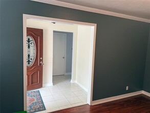 9711 Long Branch Ln in Houston, TX - Building Photo - Building Photo