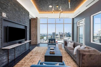 601 N 12th St, Unit B4 in Tampa, FL - Building Photo - Building Photo