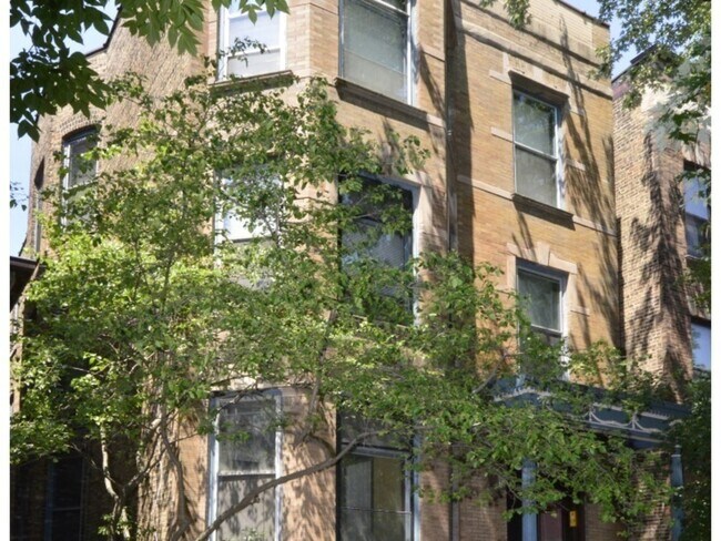property at 3022 N Racine Ave