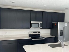 1708 White Water Ct in Davenport, FL - Building Photo - Building Photo