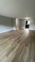 90 High Path Rd, Unit 90 in Windsor, CT - Foto de edificio - Building Photo