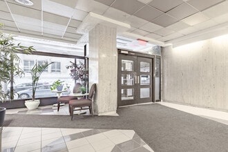 Le Saint-Urbain in Montréal, QC - Building Photo - Interior Photo