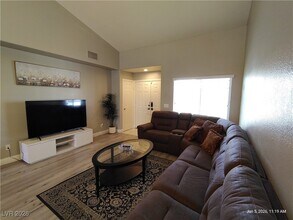 4442 Sweet Stone Pl in Las Vegas, NV - Building Photo - Building Photo