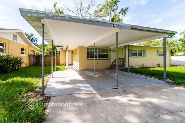 4228 Sky Line Dr in Orlando, FL - Building Photo - Building Photo