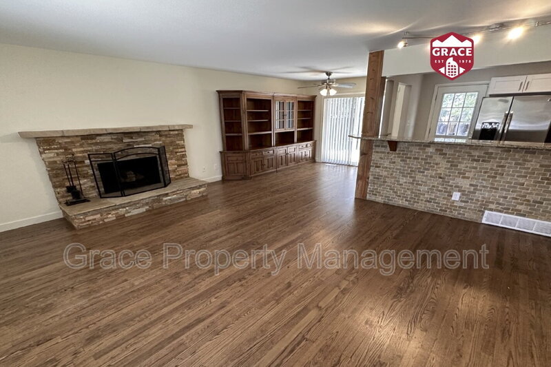 13628 E 2nd Ave in Aurora, CO - Building Photo