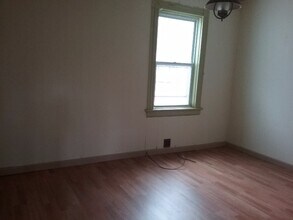 30 Hardy St, Unit 1FL in Cranston, RI - Building Photo - Building Photo