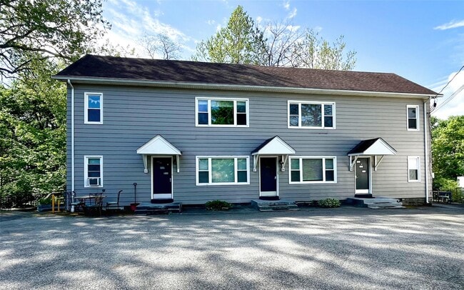 41 Mountain Ave