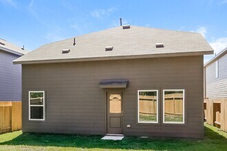 13495 Bay Springs Dr in Conroe, TX - Building Photo - Building Photo