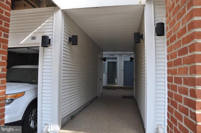 20464 Cool Fern Square in Ashburn, VA - Building Photo - Building Photo