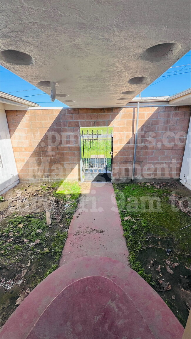 58 Bowman Rd in French Camp, CA - Building Photo - Building Photo